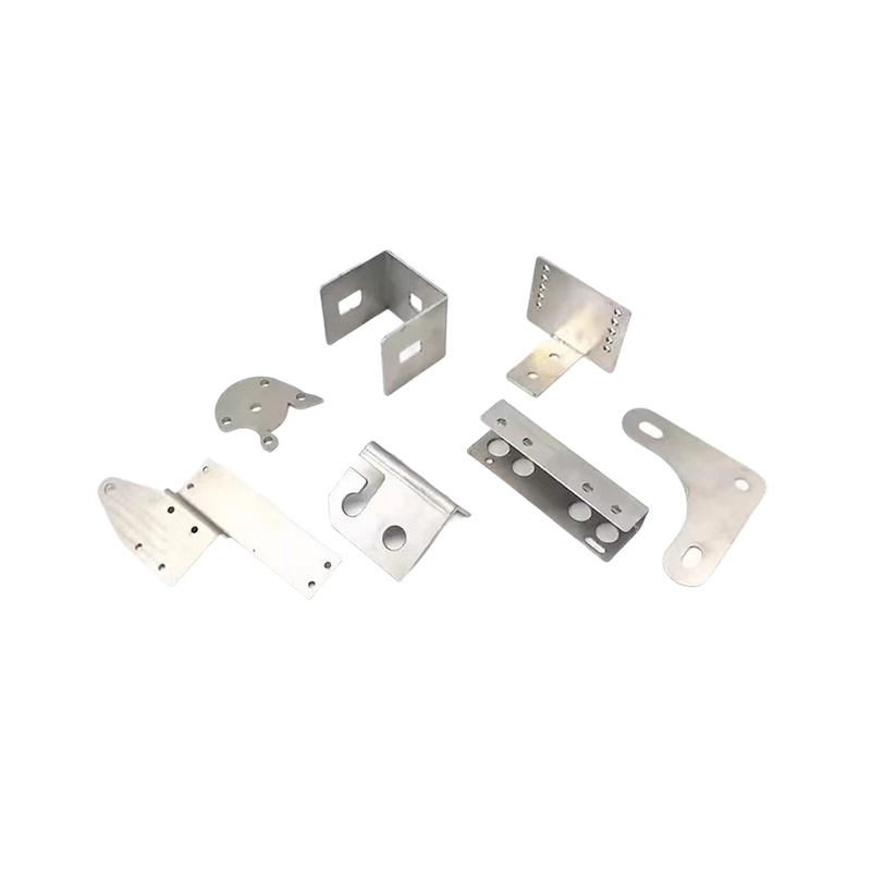 How do stainless steel accessories maintain their structural integrity in the face of high humidity and harsh environments?